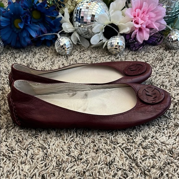 Michael Kors Women's Burgundy Flats - Picture 5 of 9